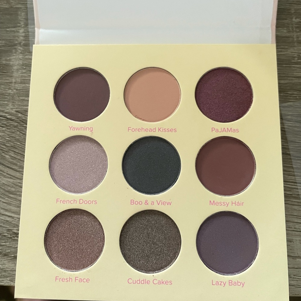 Beauty Bakerie Breakfast in Bed eyeshadow palette